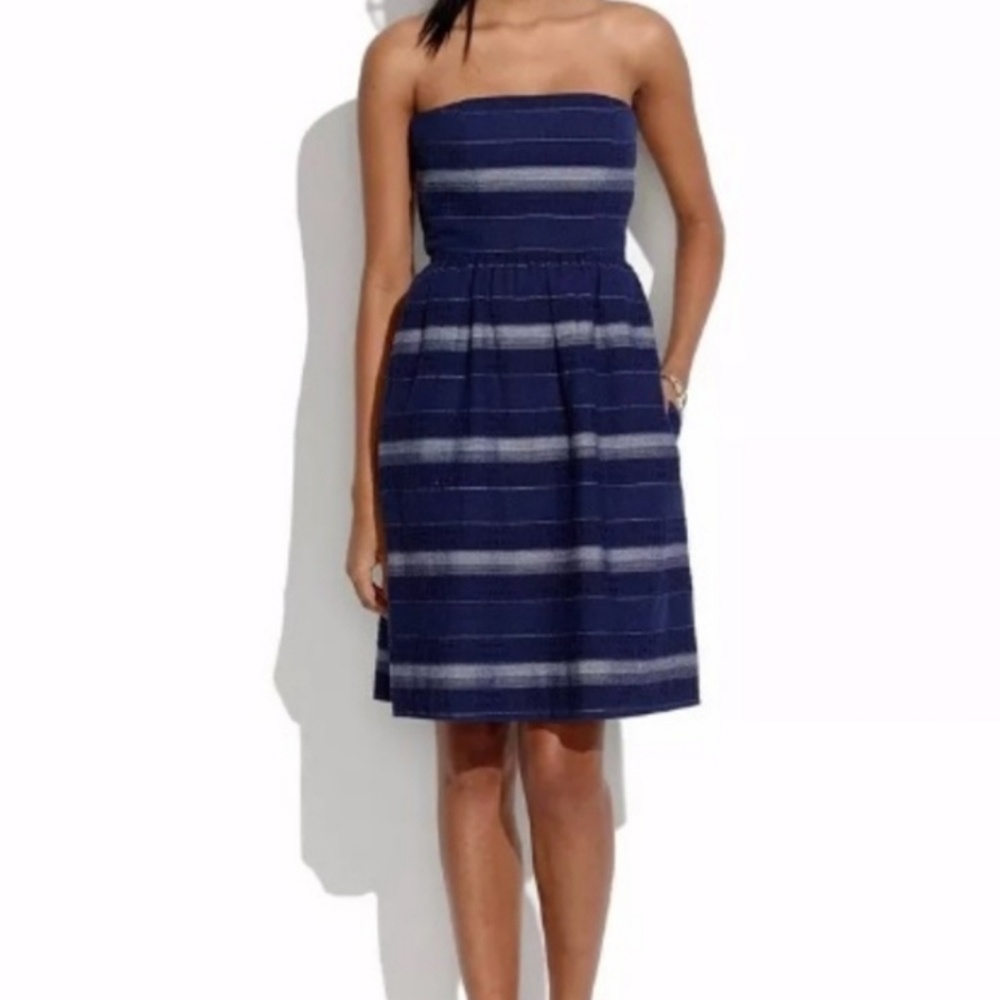 Madewell blue and white textured strapless dress